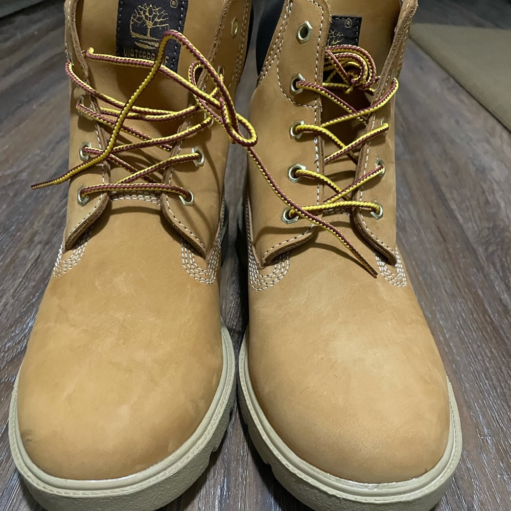 BRAND NEW Timberlands (read description for size)